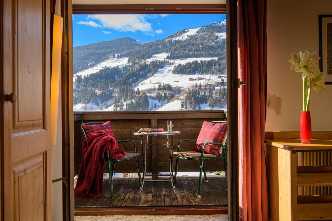 Aurora Appartements Inklusive Freiem Thermeneintritt บาดฮอฟกัสไตน์ ภายนอก รูปภาพ