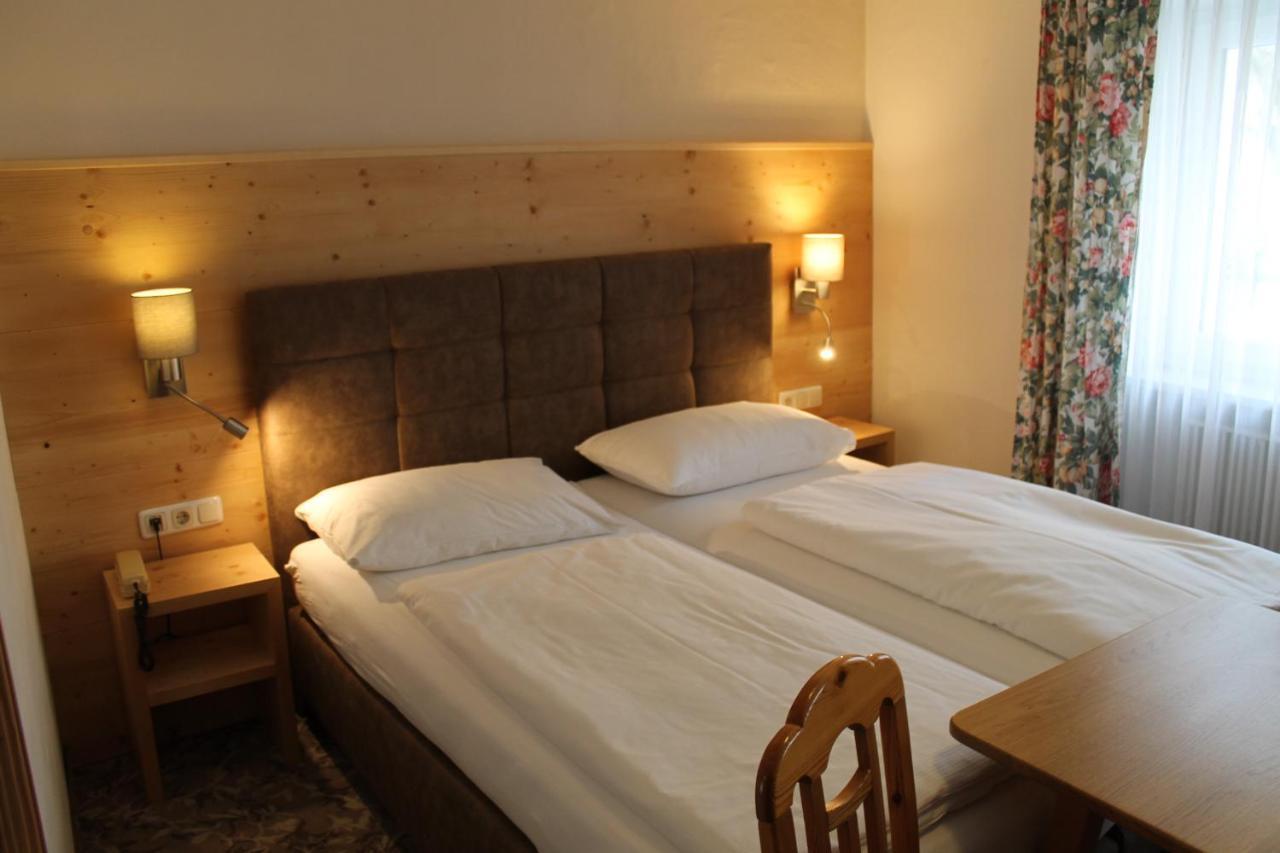 Aurora Appartements Inklusive Freiem Thermeneintritt บาดฮอฟกัสไตน์ ภายนอก รูปภาพ